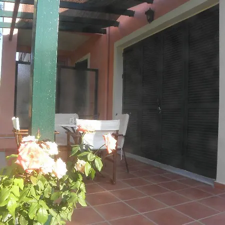 Ionian Breeze アパート Frínion