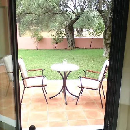 Ionian Breeze * Frínion